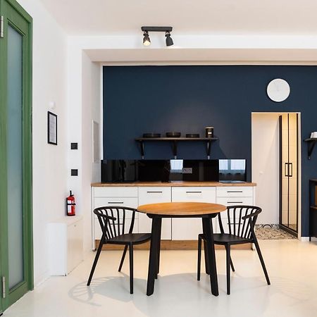Modernes Studio Im Herzen Pirnas エクステリア 写真