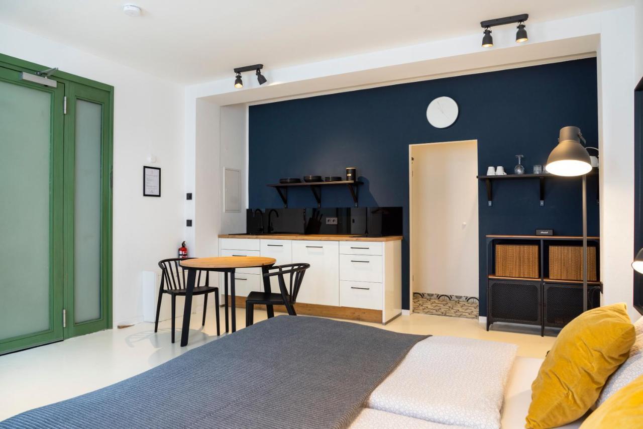 Modernes Studio Im Herzen Pirnas エクステリア 写真